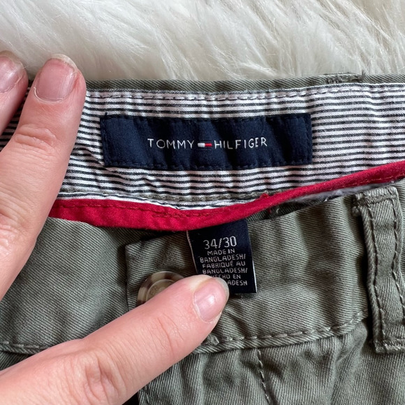 Tommy Hilfiger Mens Chino Pants Green Pockets Classic Rise 100% Cotton 34 x 30 - Picture 7 of 8
